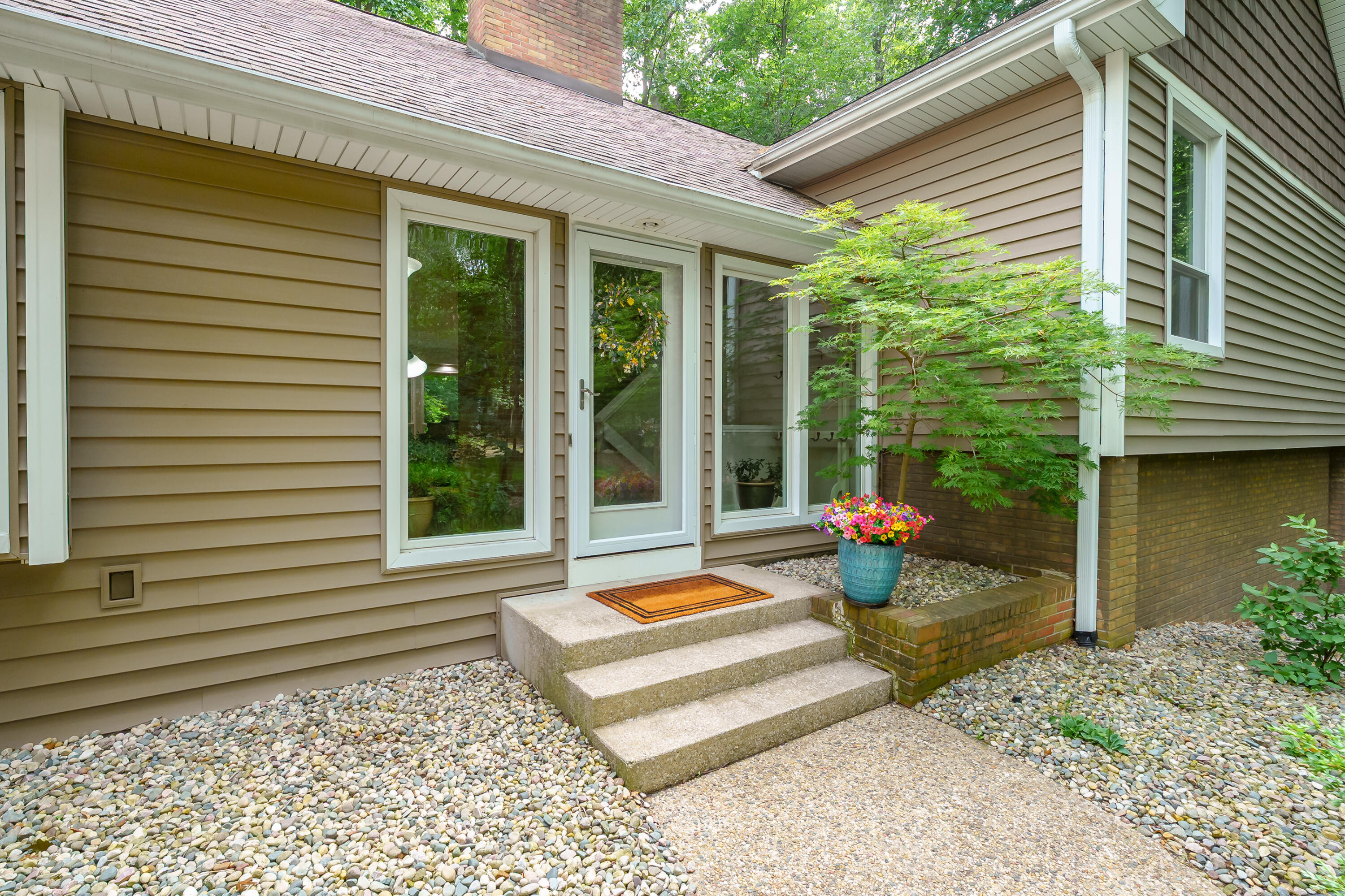 3720 Blackberry Lane Kalamazoo MI 49008