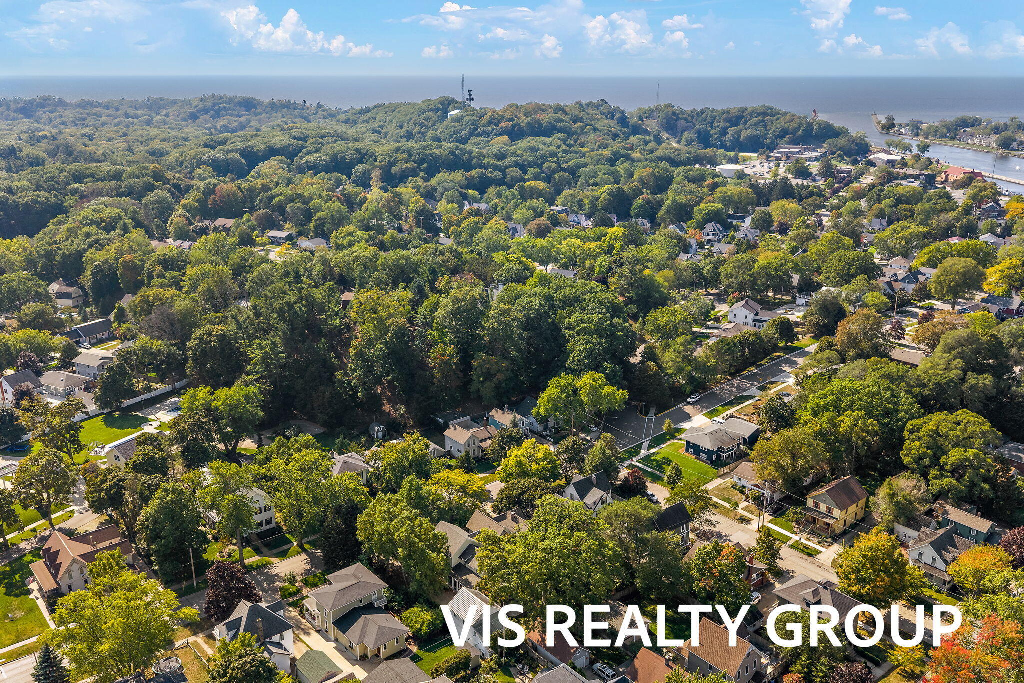 415 Howard Avenue Grand Haven MI 49417