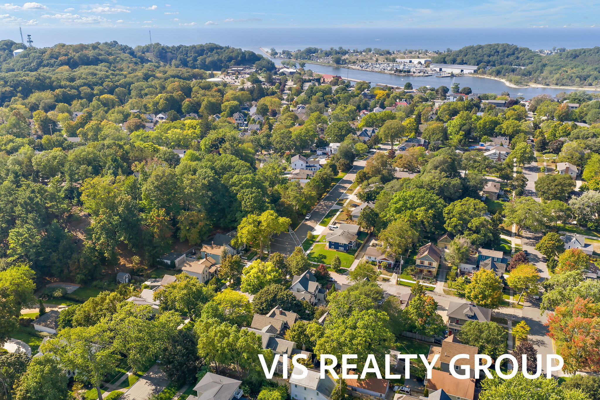 415 Howard Avenue Grand Haven MI 49417