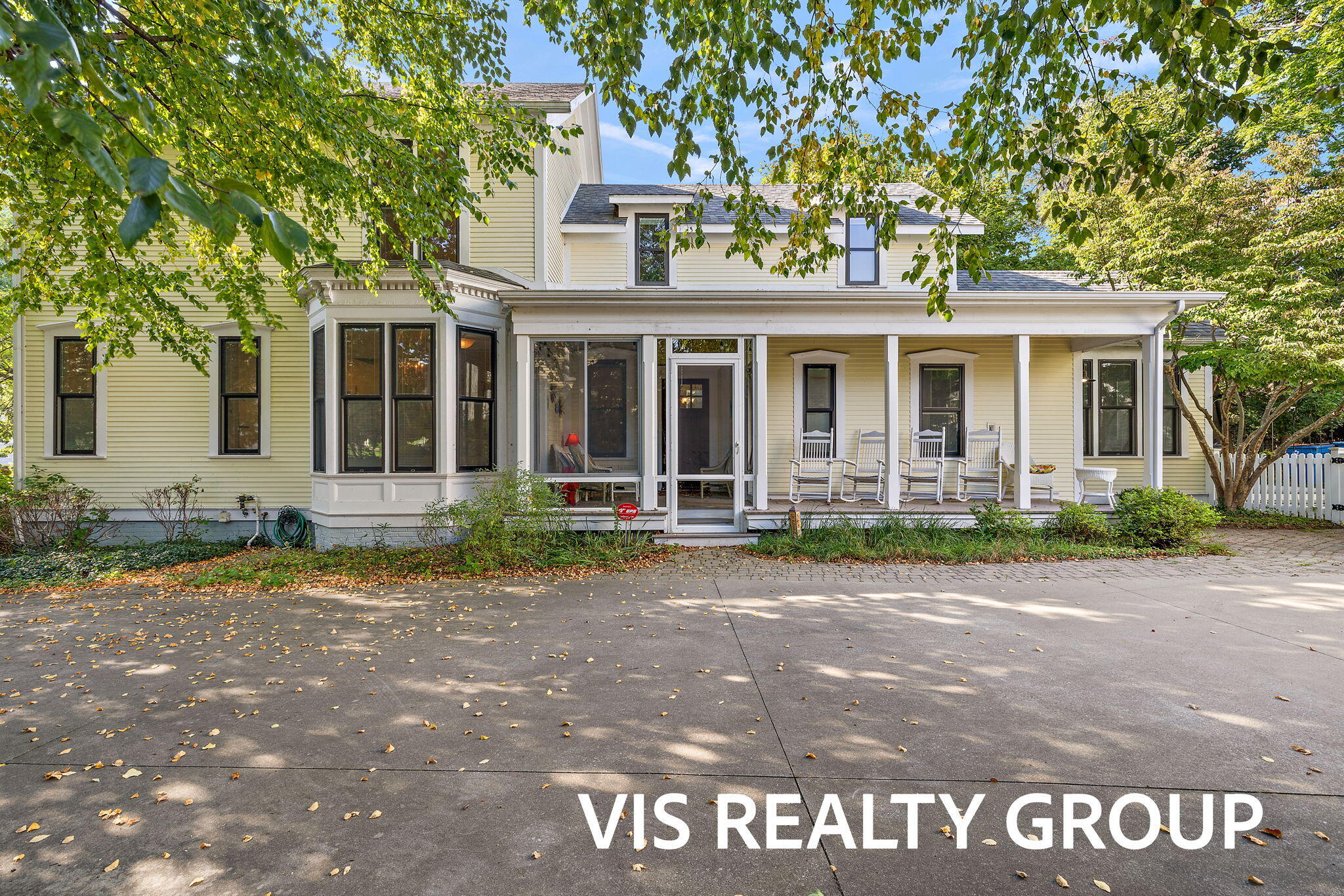 415 Howard Avenue Grand Haven MI 49417