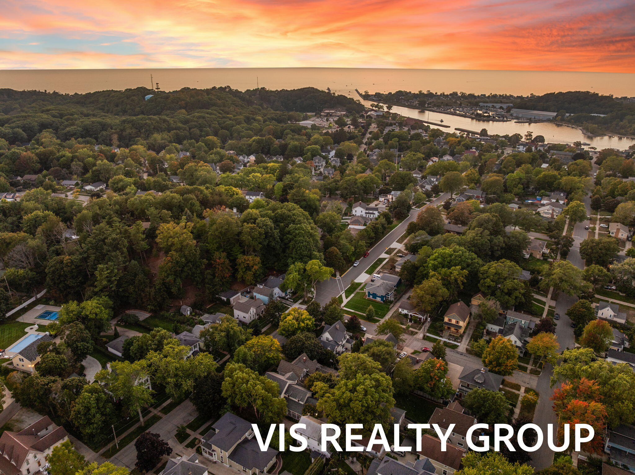 415 Howard Avenue Grand Haven MI 49417