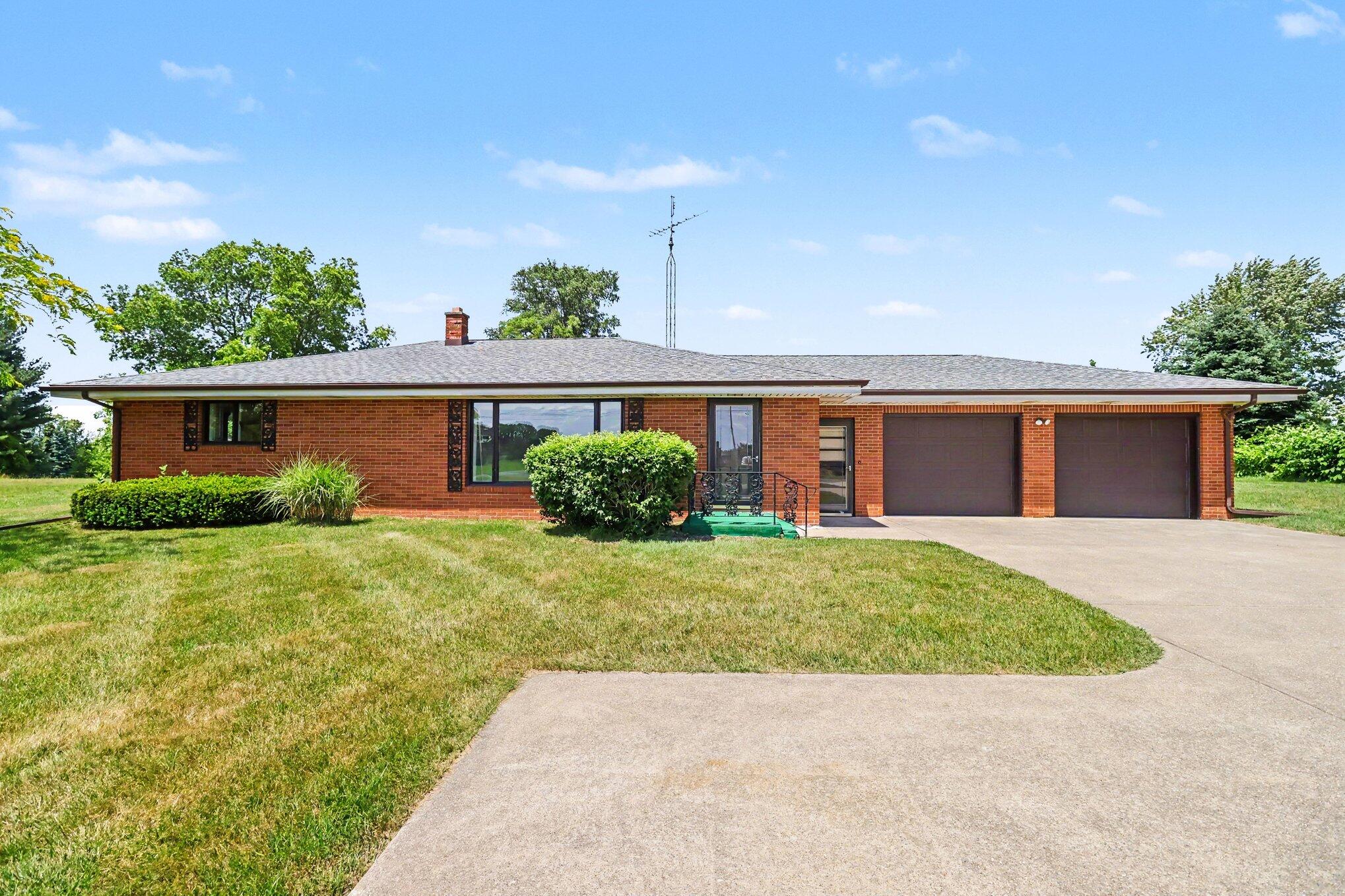 3865 E Empire Avenue Benton Harbor MI 49022