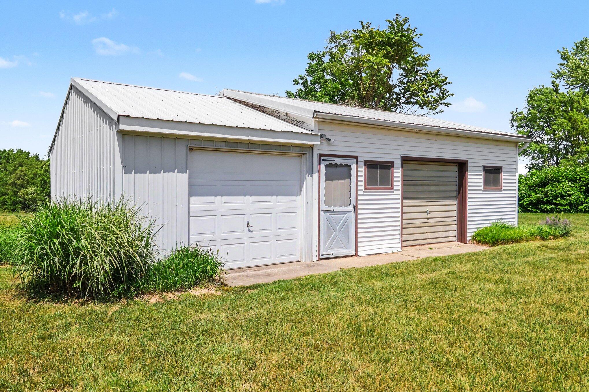 3865 E Empire Avenue Benton Harbor MI 49022