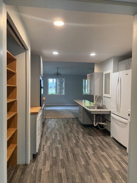 1929 Ottawa Beach Road Holland MI 49424