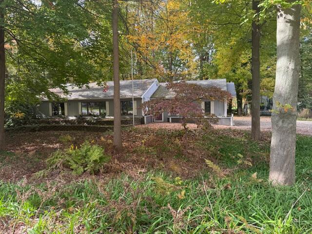 1929 Ottawa Beach Road Holland MI 49424