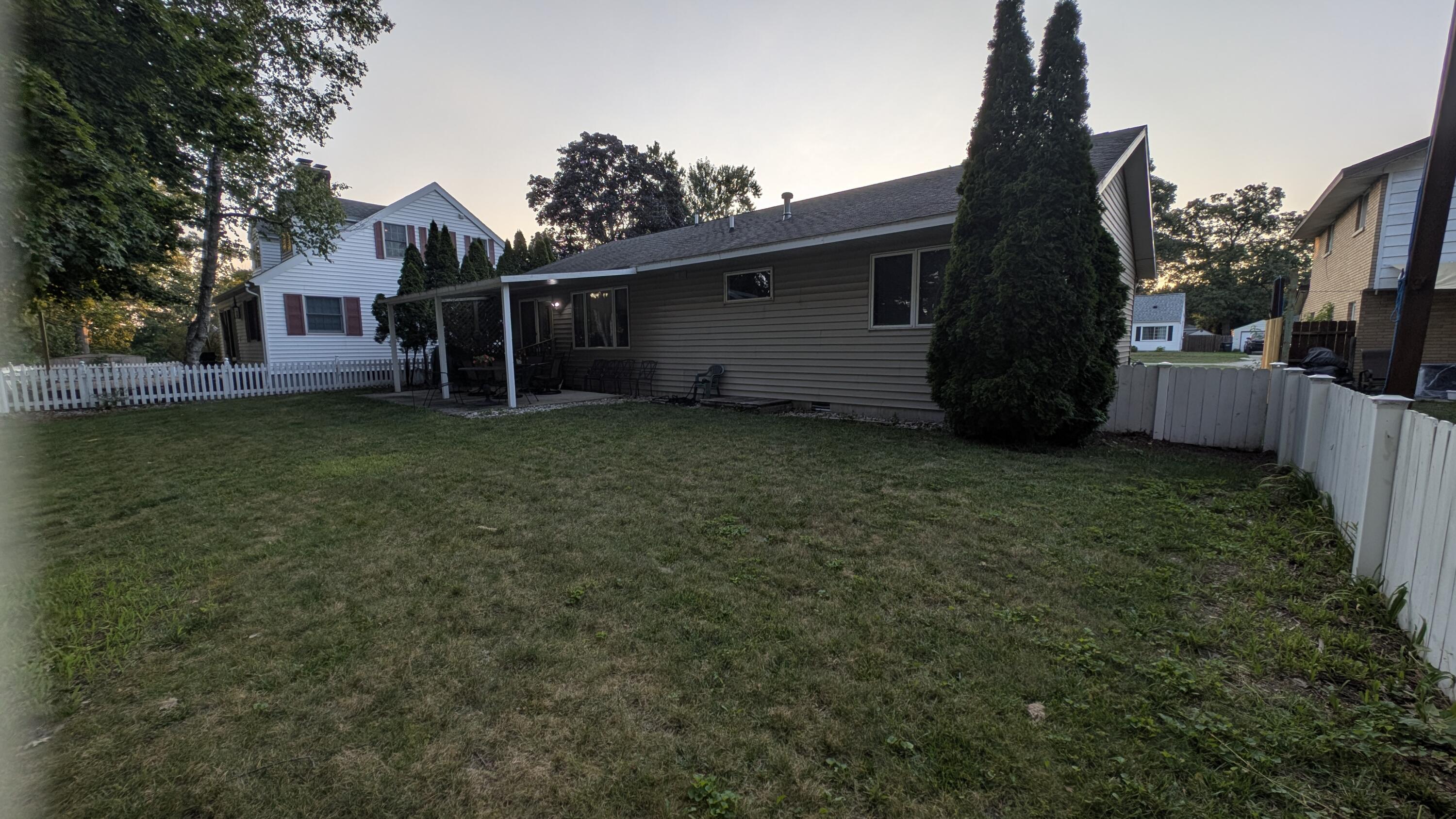 2201 Oak Avenue Muskegon MI 49445