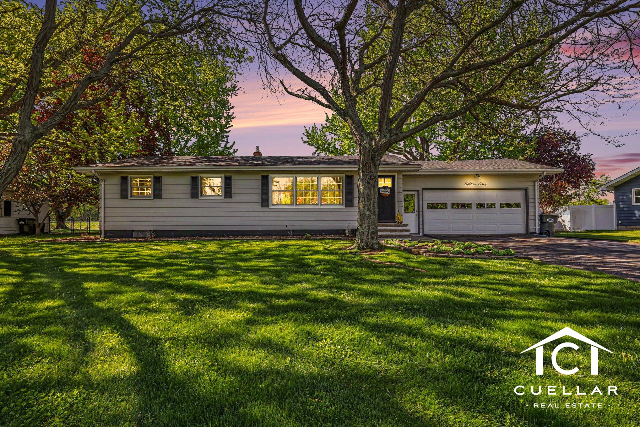 1860 Santa Maria Drive Stevensville MI 49127