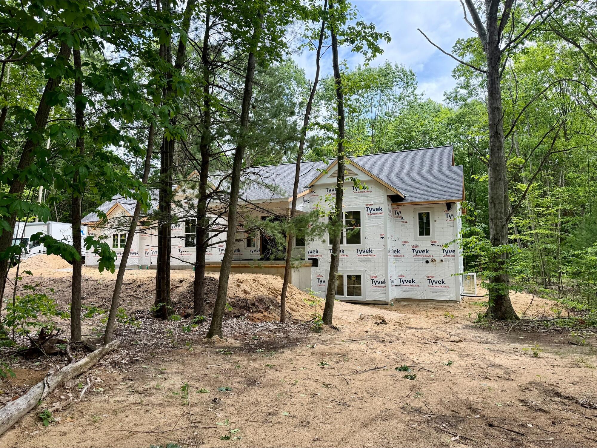 76757 Wood Crest Court South Haven MI 49090