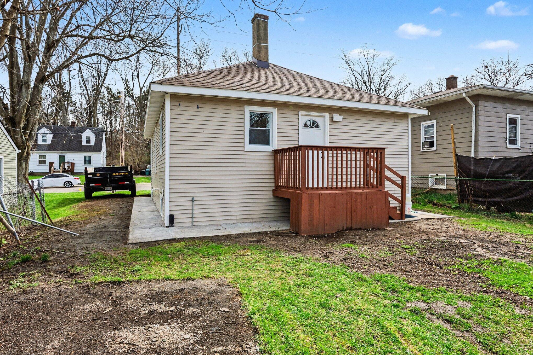 1215 Palmer Avenue Kalamazoo MI 49001