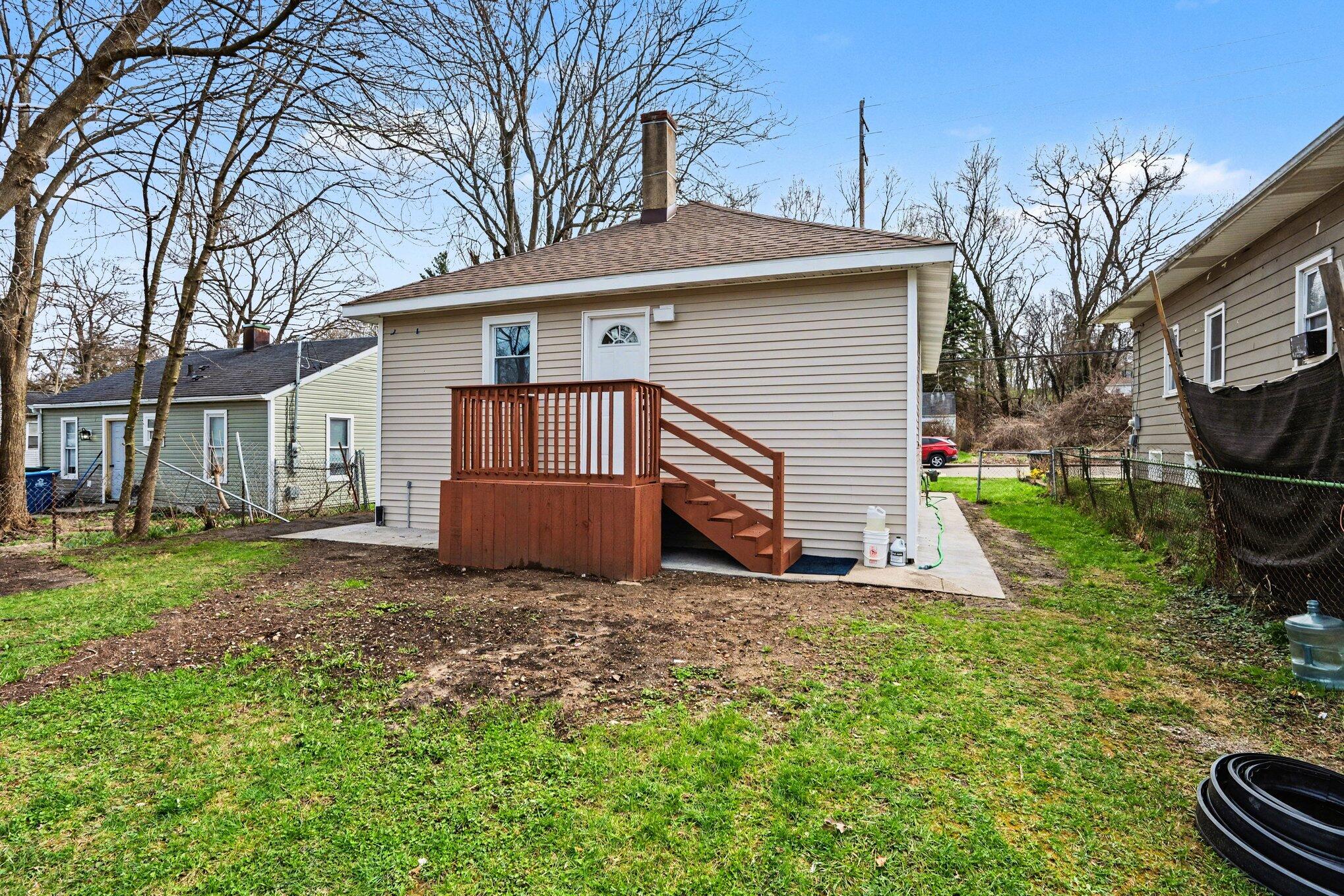 1215 Palmer Avenue Kalamazoo MI 49001