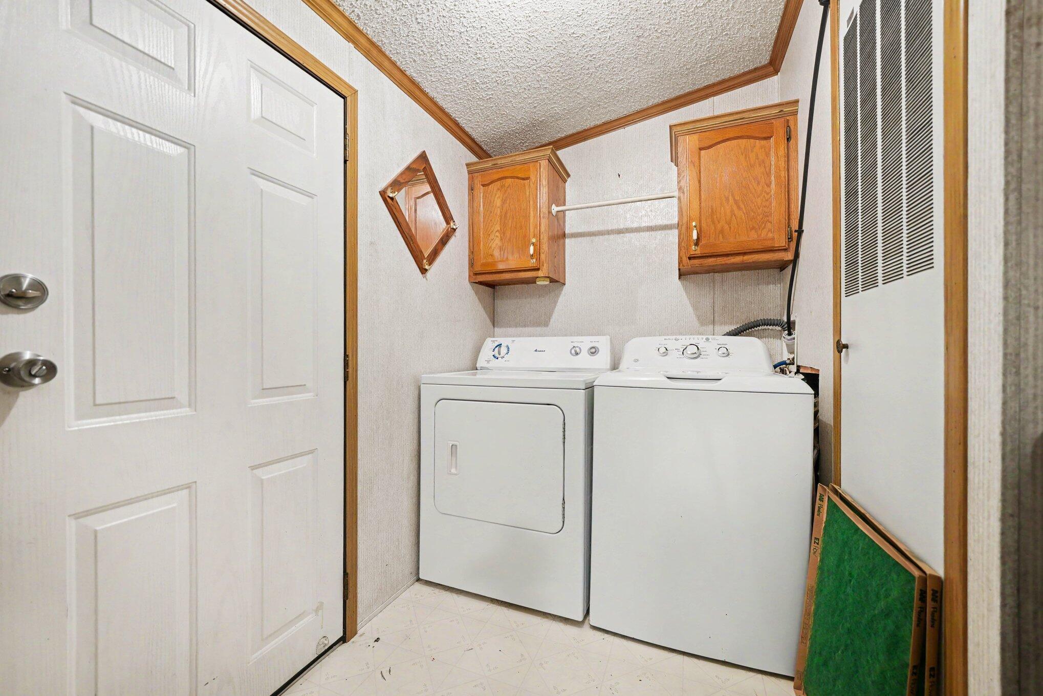 107 Eaton Street Galien MI 49113