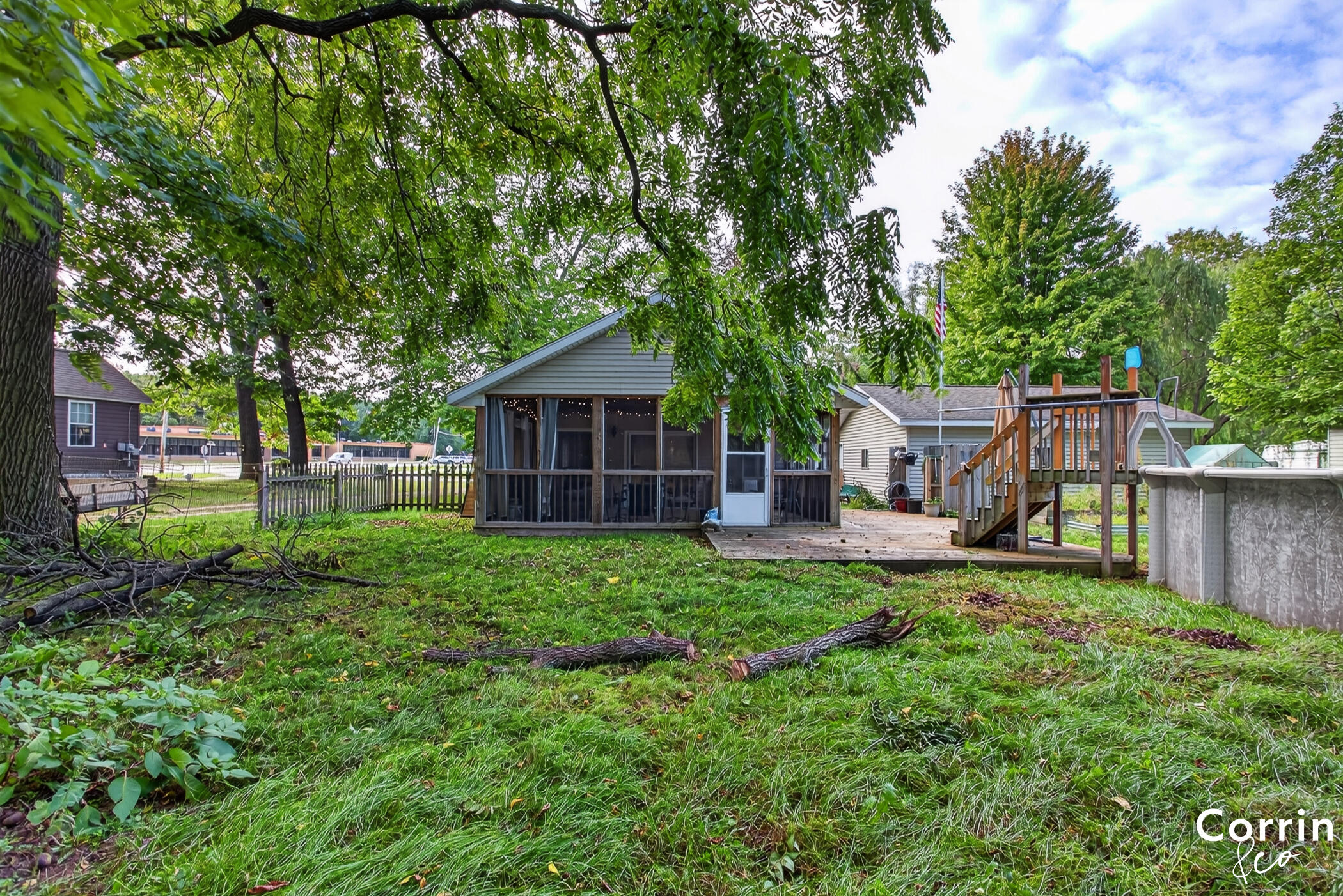 104 Tamarack Street Allegan MI 49010
