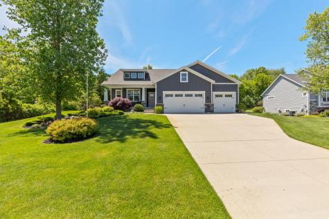 9579 Arrowcrest Drive NE Rockford MI 49341