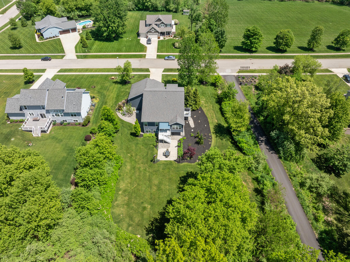 9579 Arrowcrest Drive NE Rockford MI 49341