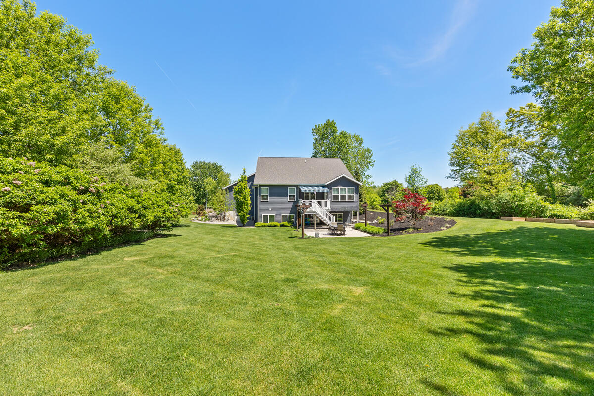 9579 Arrowcrest Drive NE Rockford MI 49341