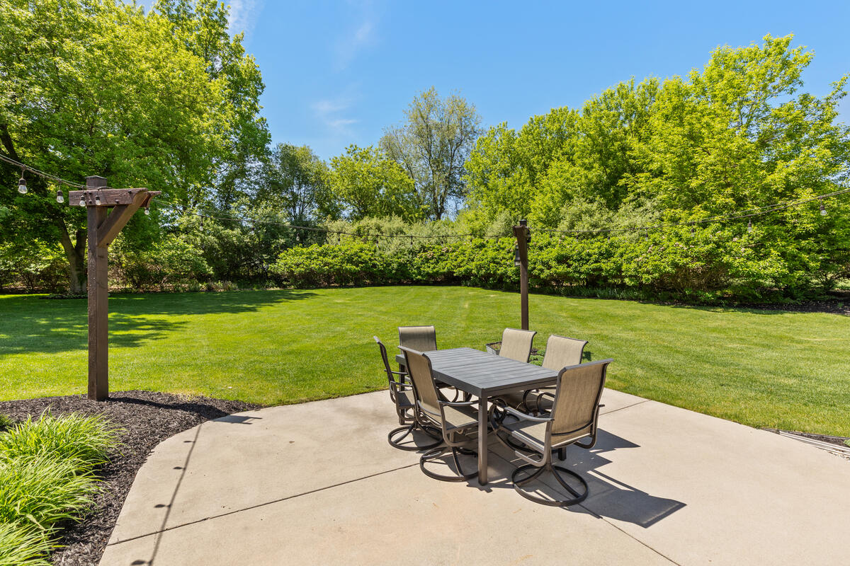 9579 Arrowcrest Drive NE Rockford MI 49341