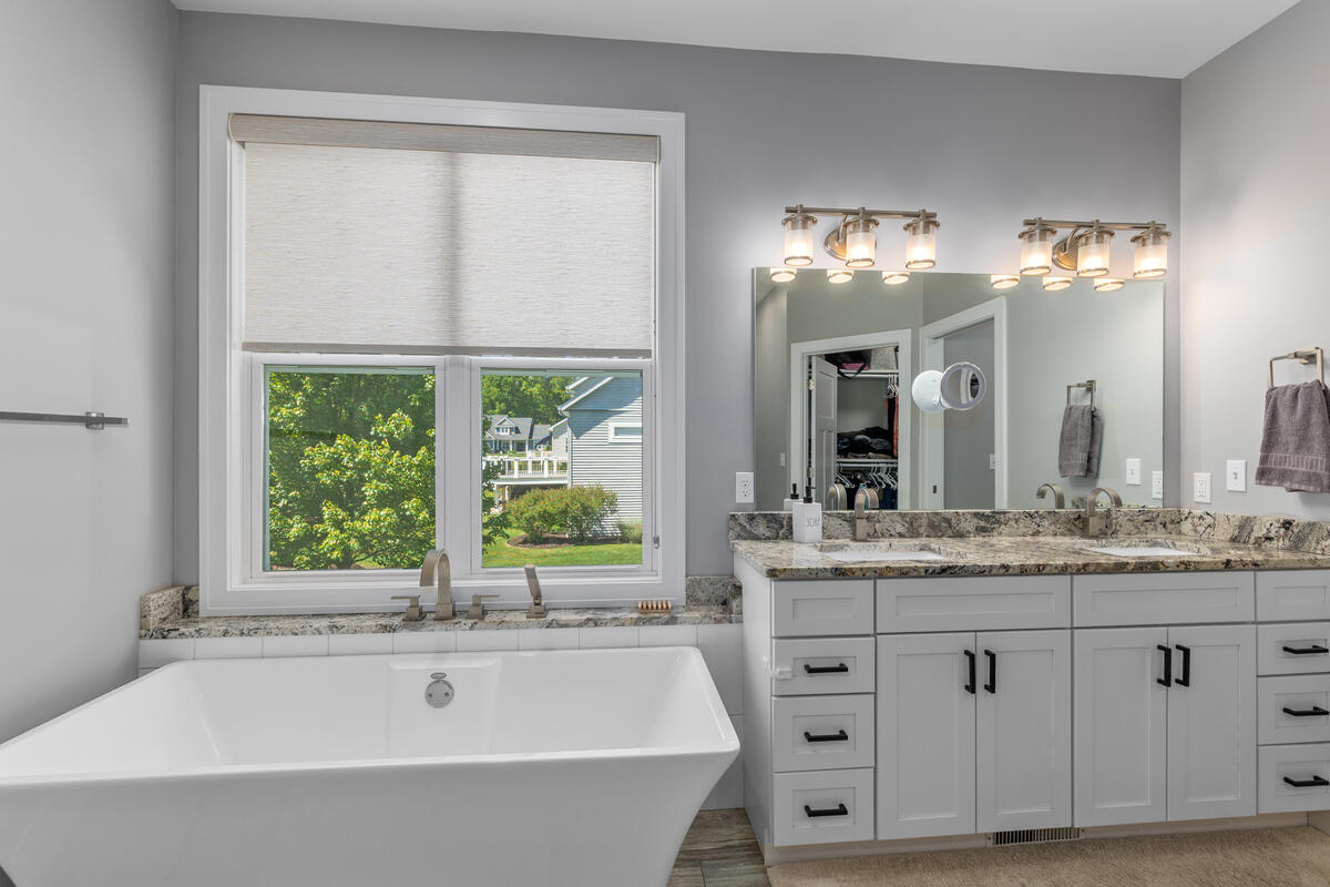 9579 Arrowcrest Drive NE Rockford MI 49341