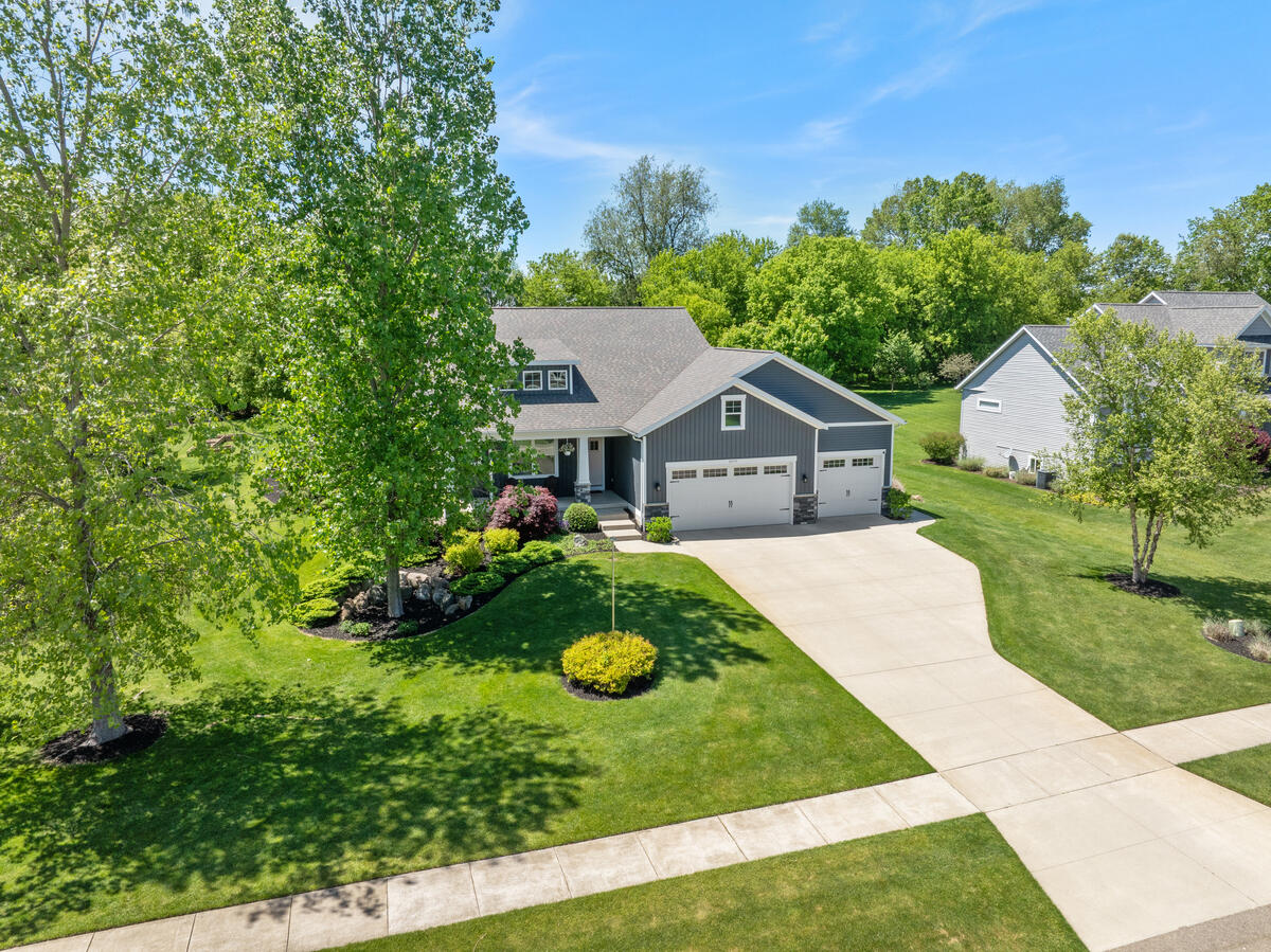 9579 Arrowcrest Drive NE Rockford MI 49341