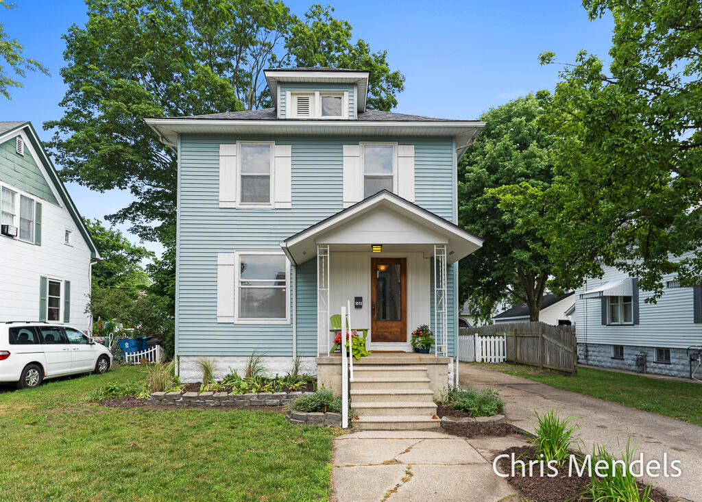 1013 Pennoyer Avenue Grand Haven MI 49417