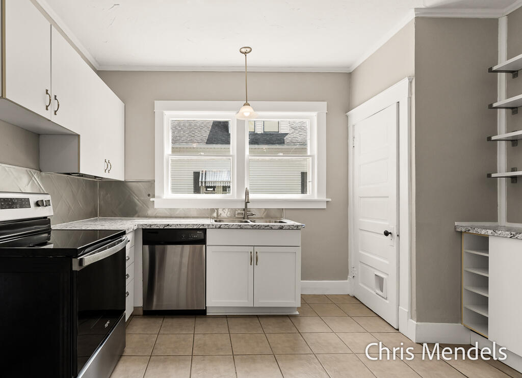 1013 Pennoyer Avenue Grand Haven MI 49417