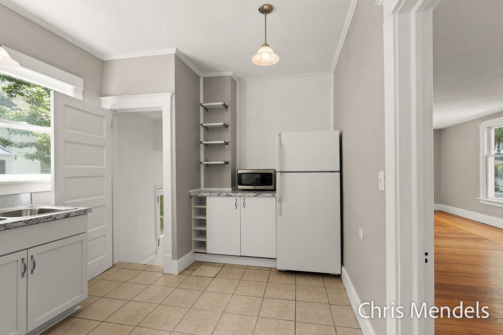 1013 Pennoyer Avenue Grand Haven MI 49417