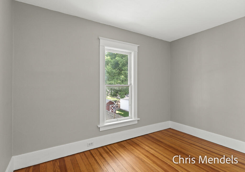 1013 Pennoyer Avenue Grand Haven MI 49417