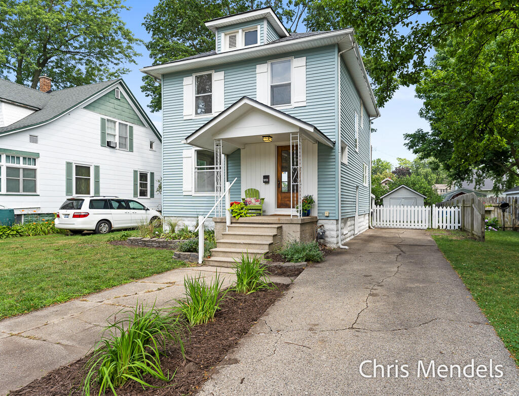 1013 Pennoyer Avenue Grand Haven MI 49417