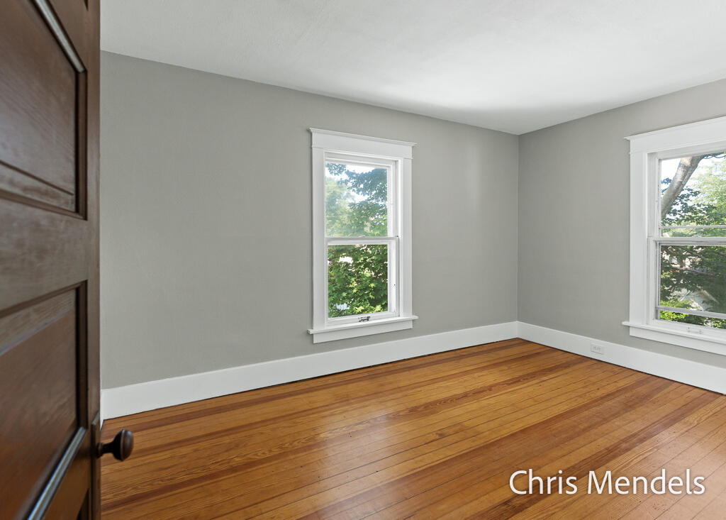 1013 Pennoyer Avenue Grand Haven MI 49417