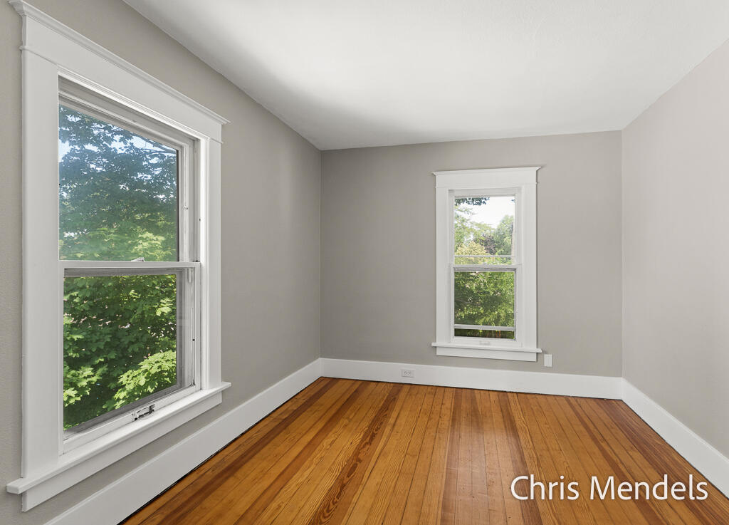 1013 Pennoyer Avenue Grand Haven MI 49417