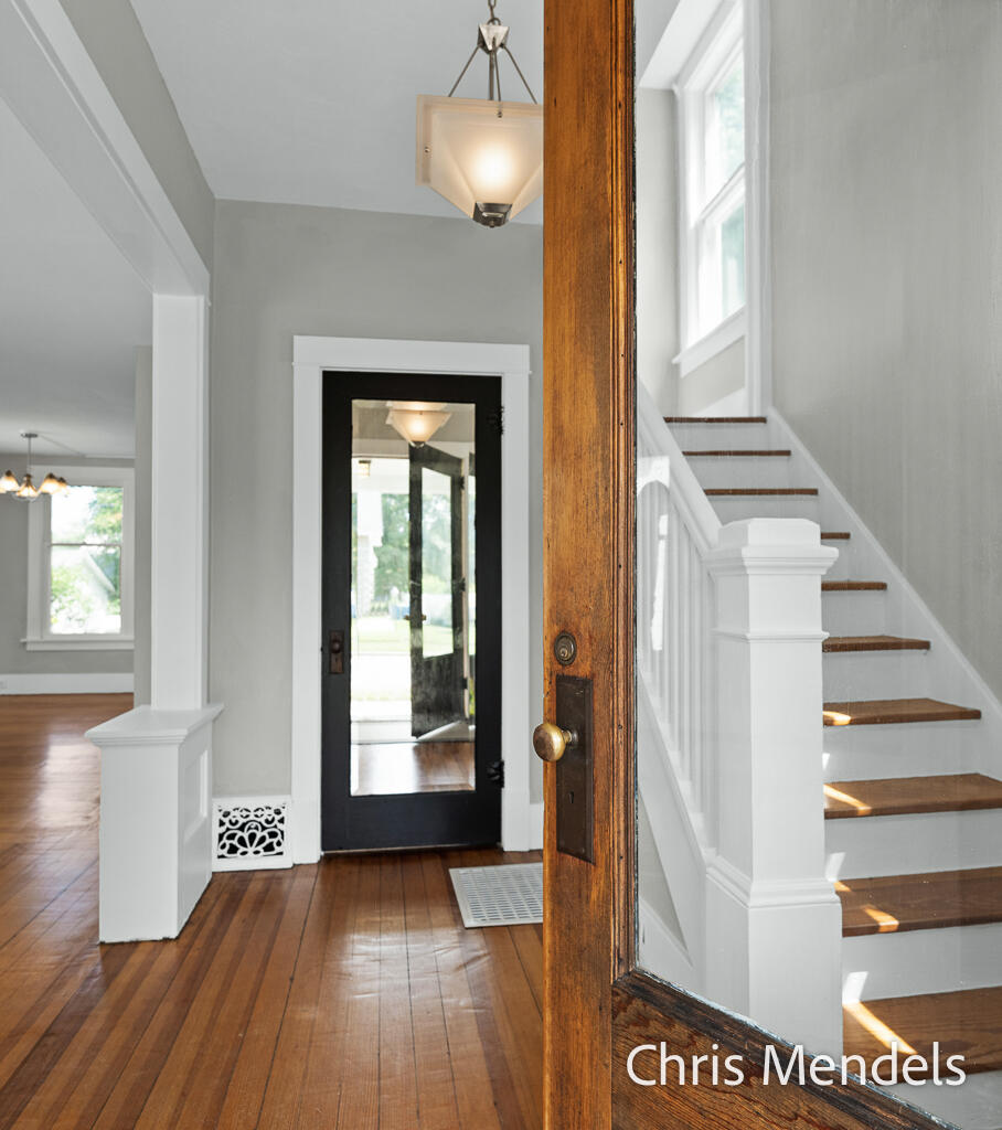 1013 Pennoyer Avenue Grand Haven MI 49417