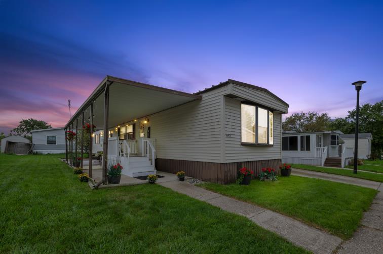 3692 Sun Valley Street NW Grand Rapids MI 49544