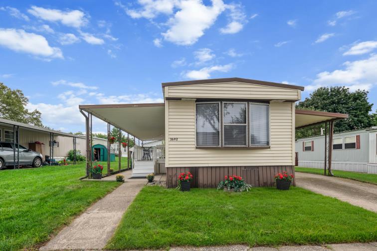 3692 Sun Valley Street NW Grand Rapids MI 49544