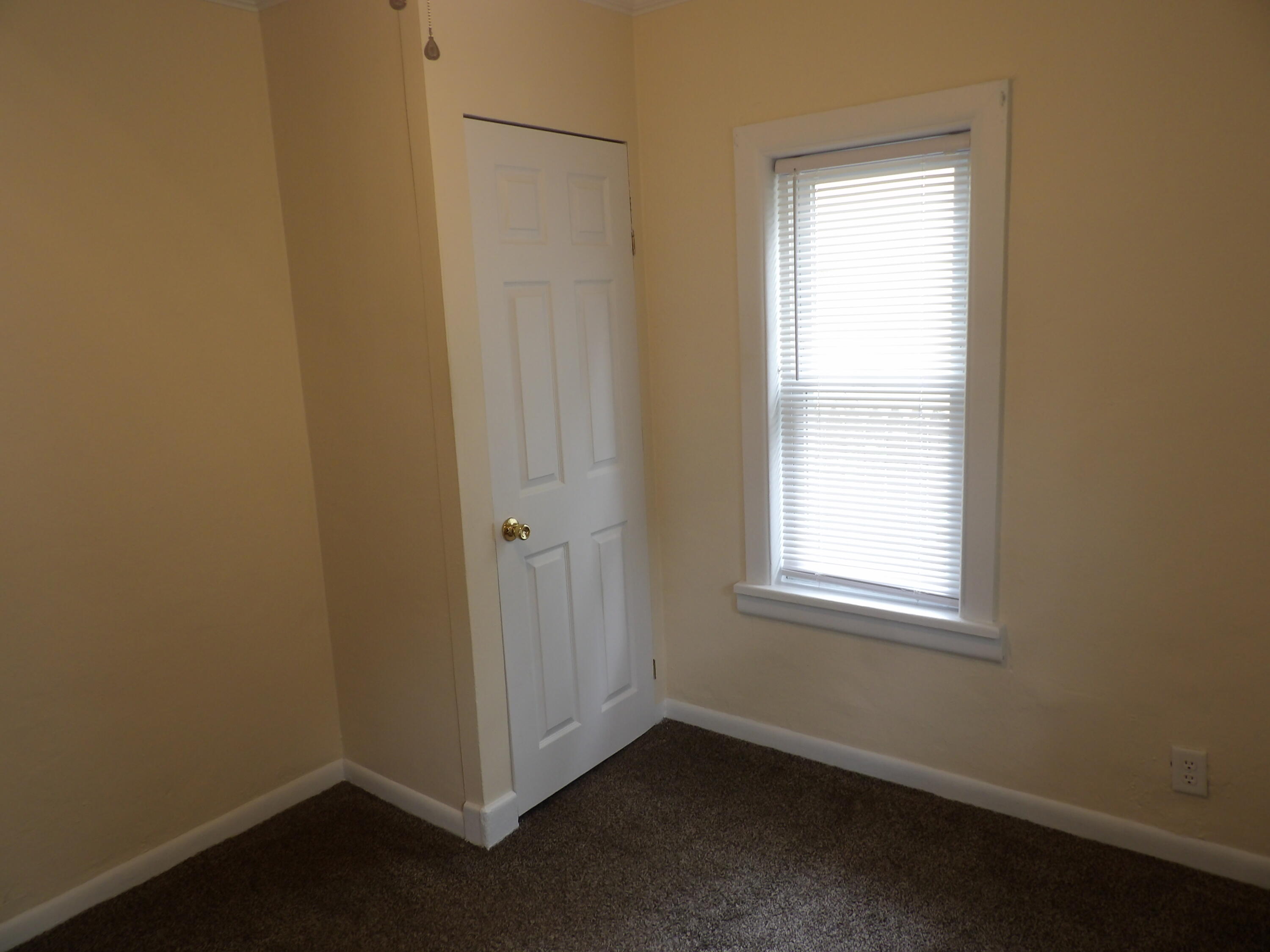 921 Burns Street Niles MI 49120