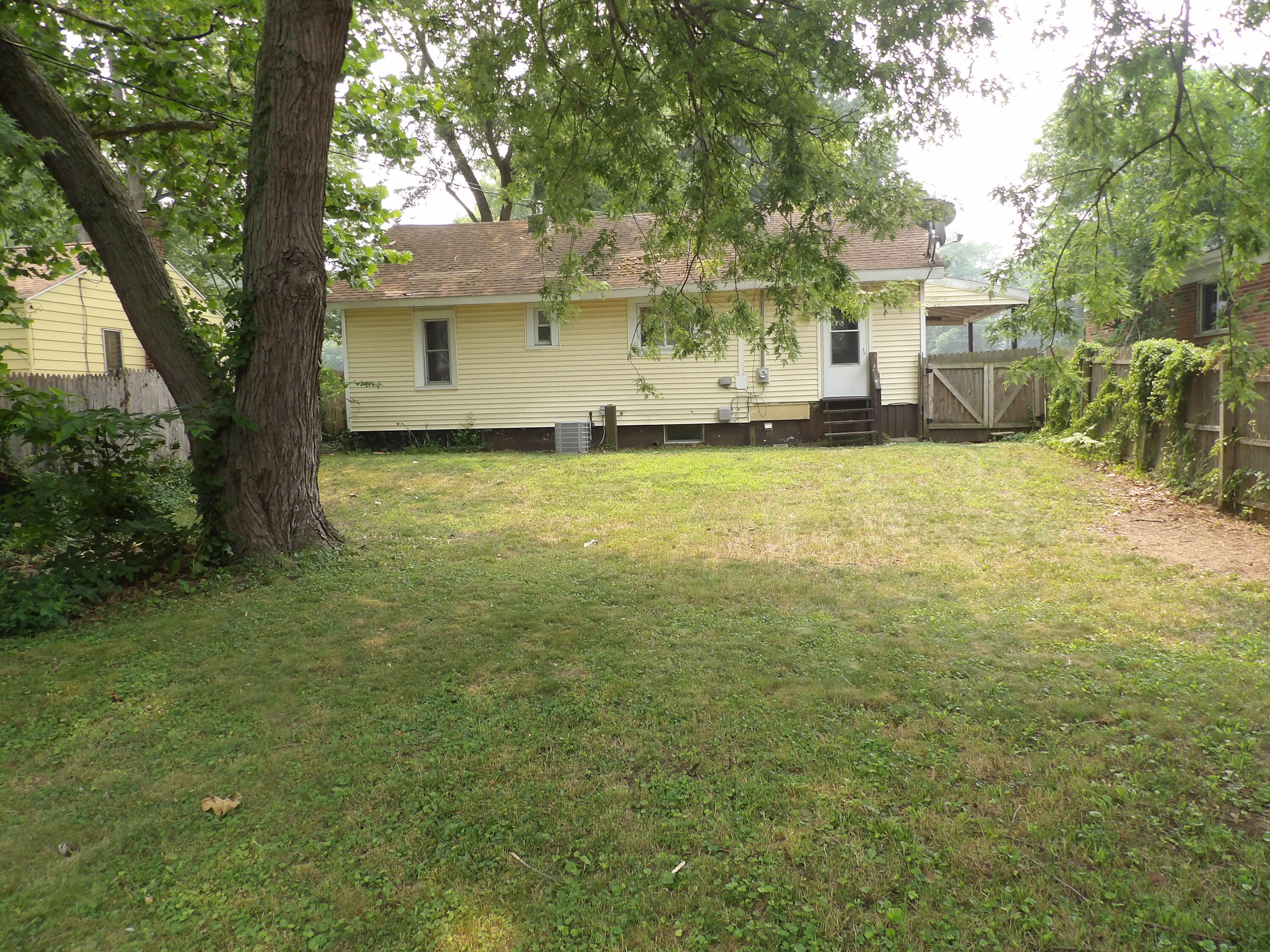 921 Burns Street Niles MI 49120