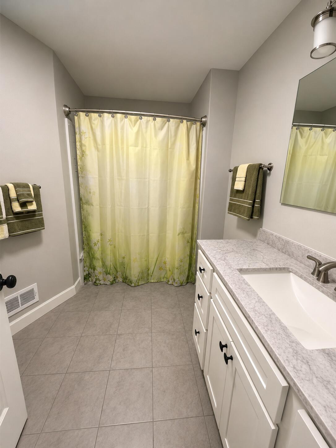 1077 Leonard Avenue Muskegon MI 49442
