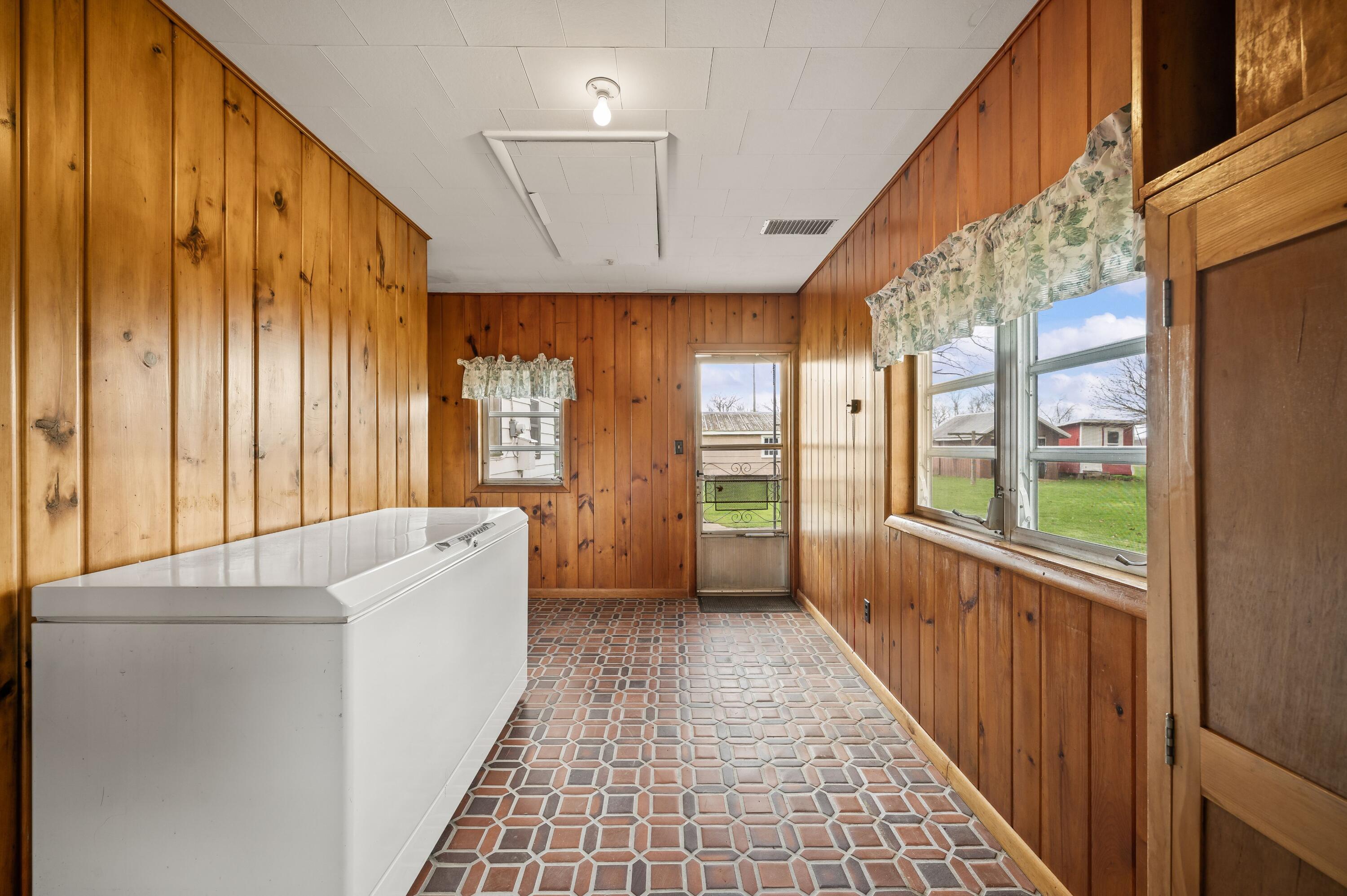 55796 92nd Avenue Dowagiac MI 49047