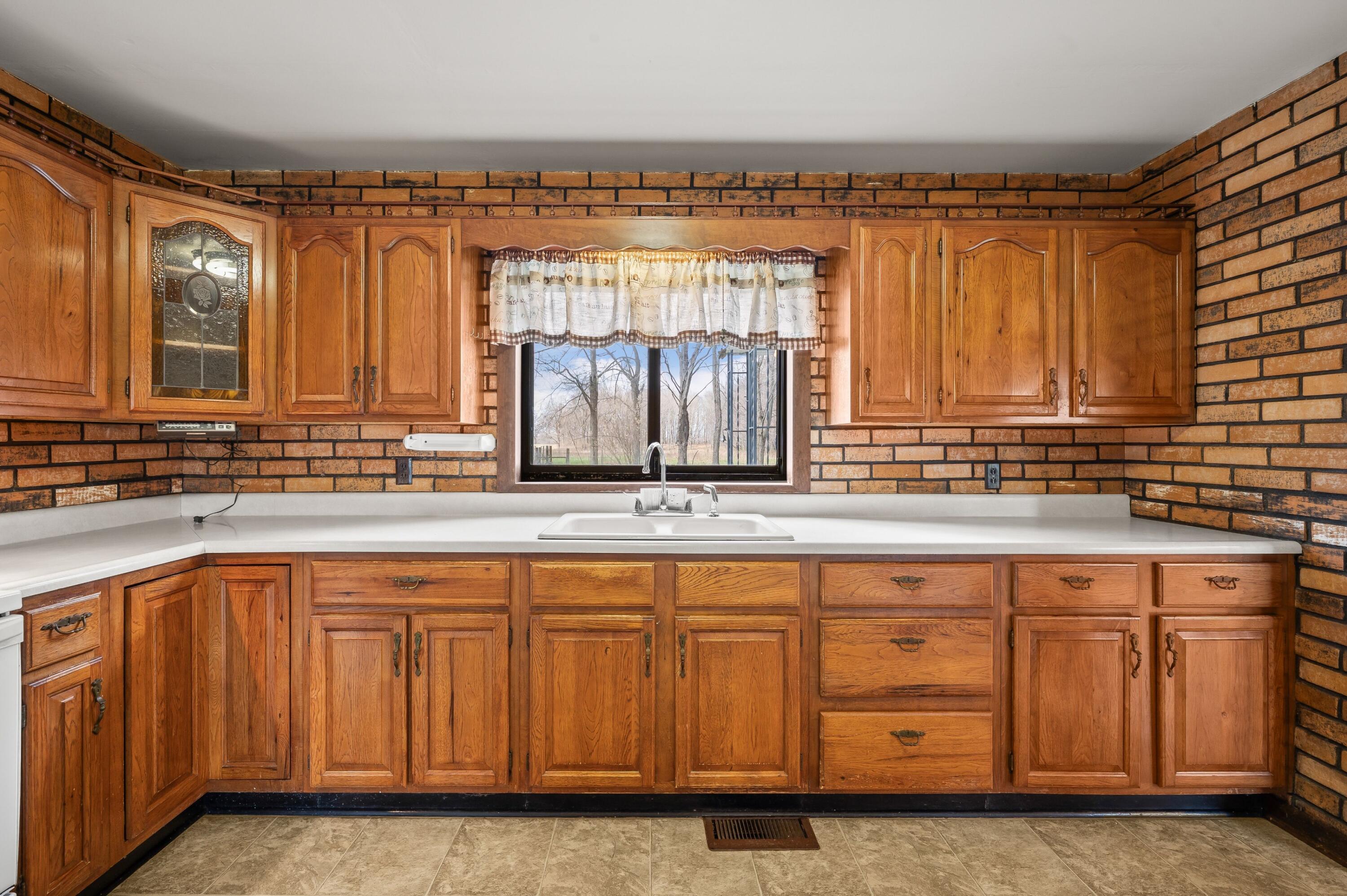 55796 92nd Avenue Dowagiac MI 49047