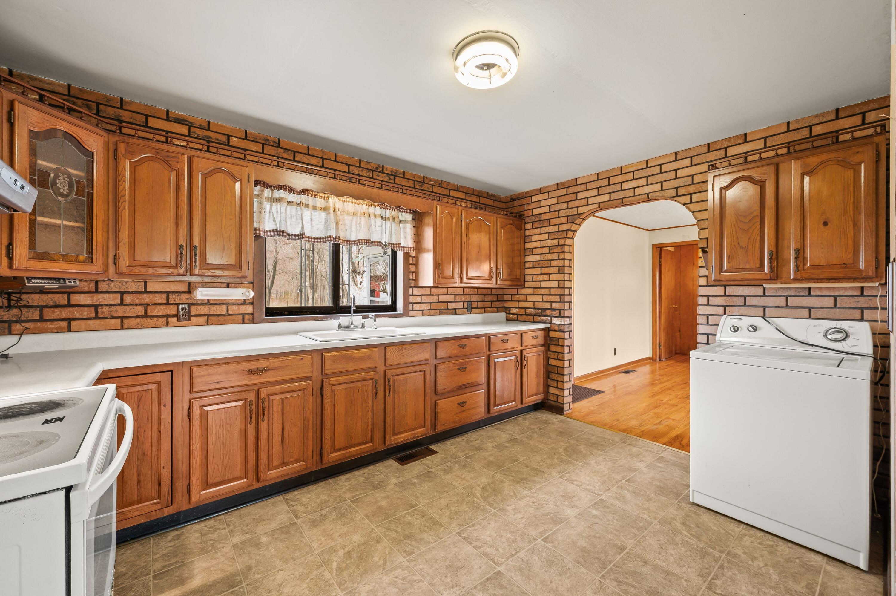 55796 92nd Avenue Dowagiac MI 49047