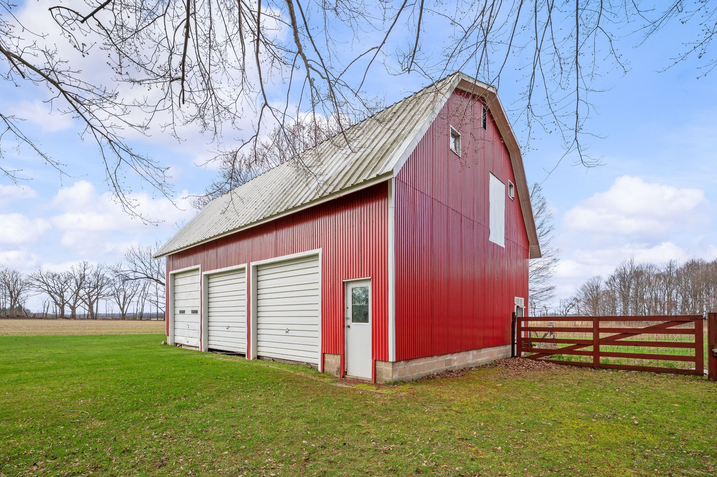 55796 92nd Avenue Dowagiac MI 49047