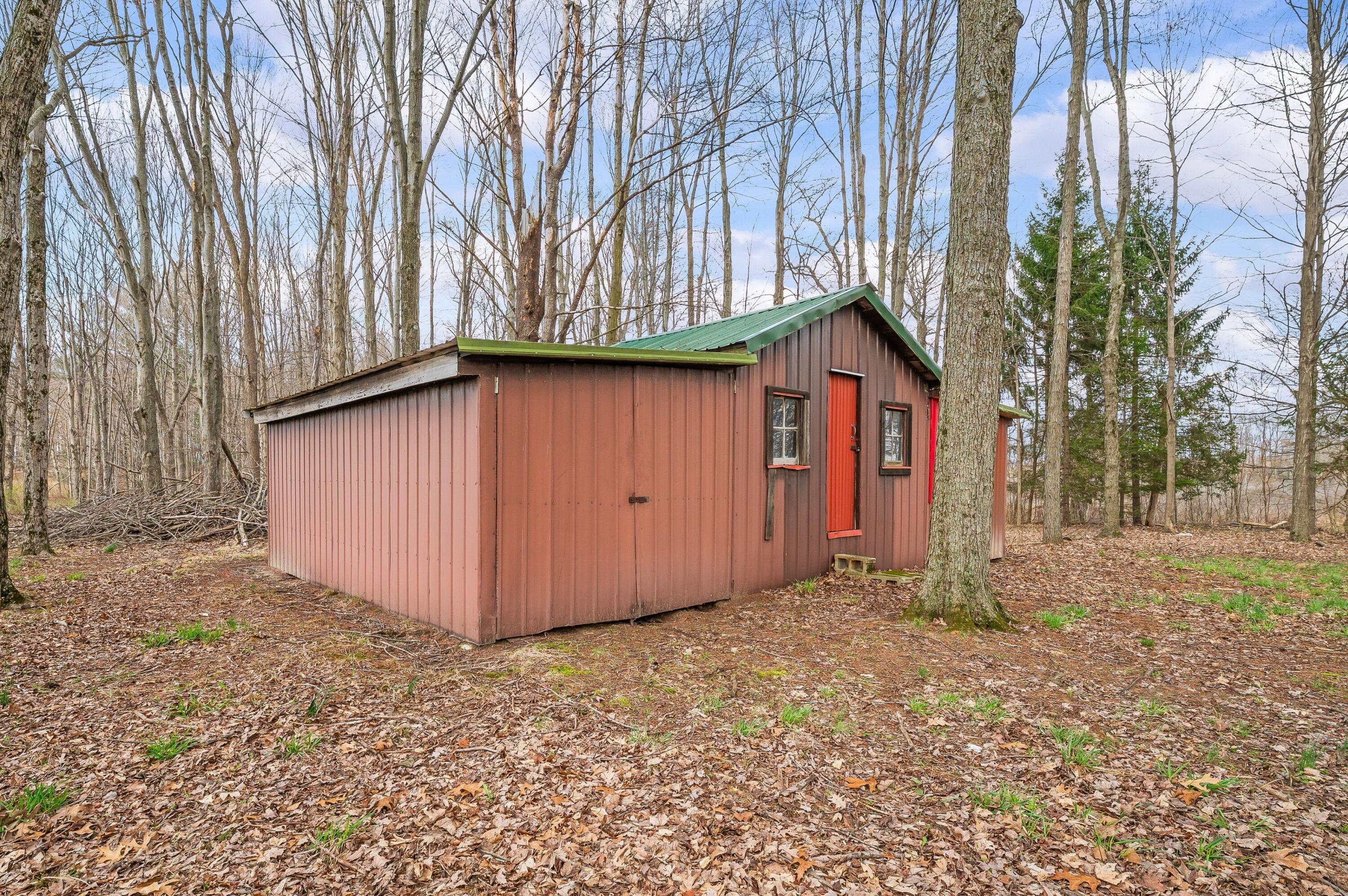 55796 92nd Avenue Dowagiac MI 49047