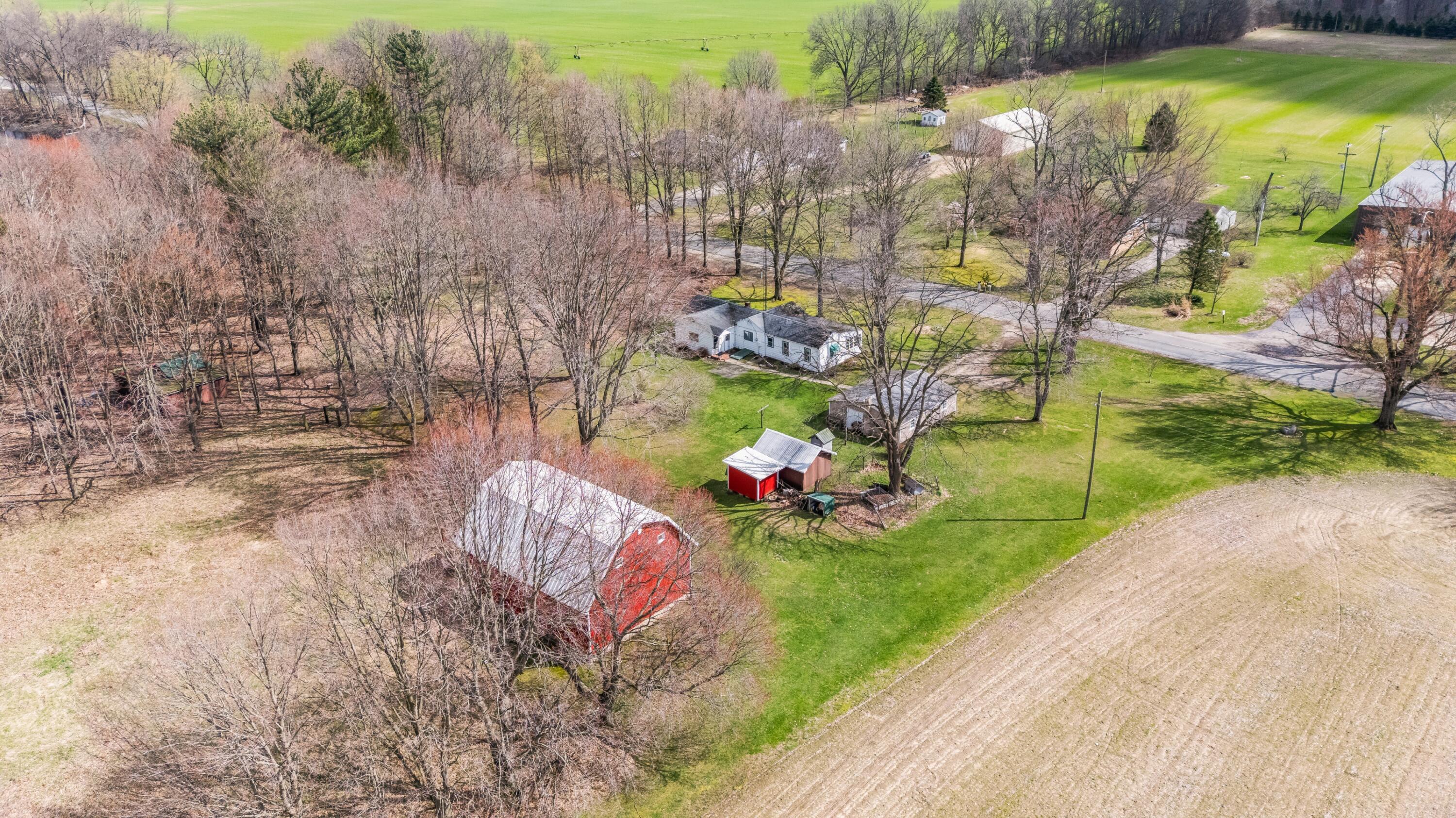 55796 92nd Avenue Dowagiac MI 49047