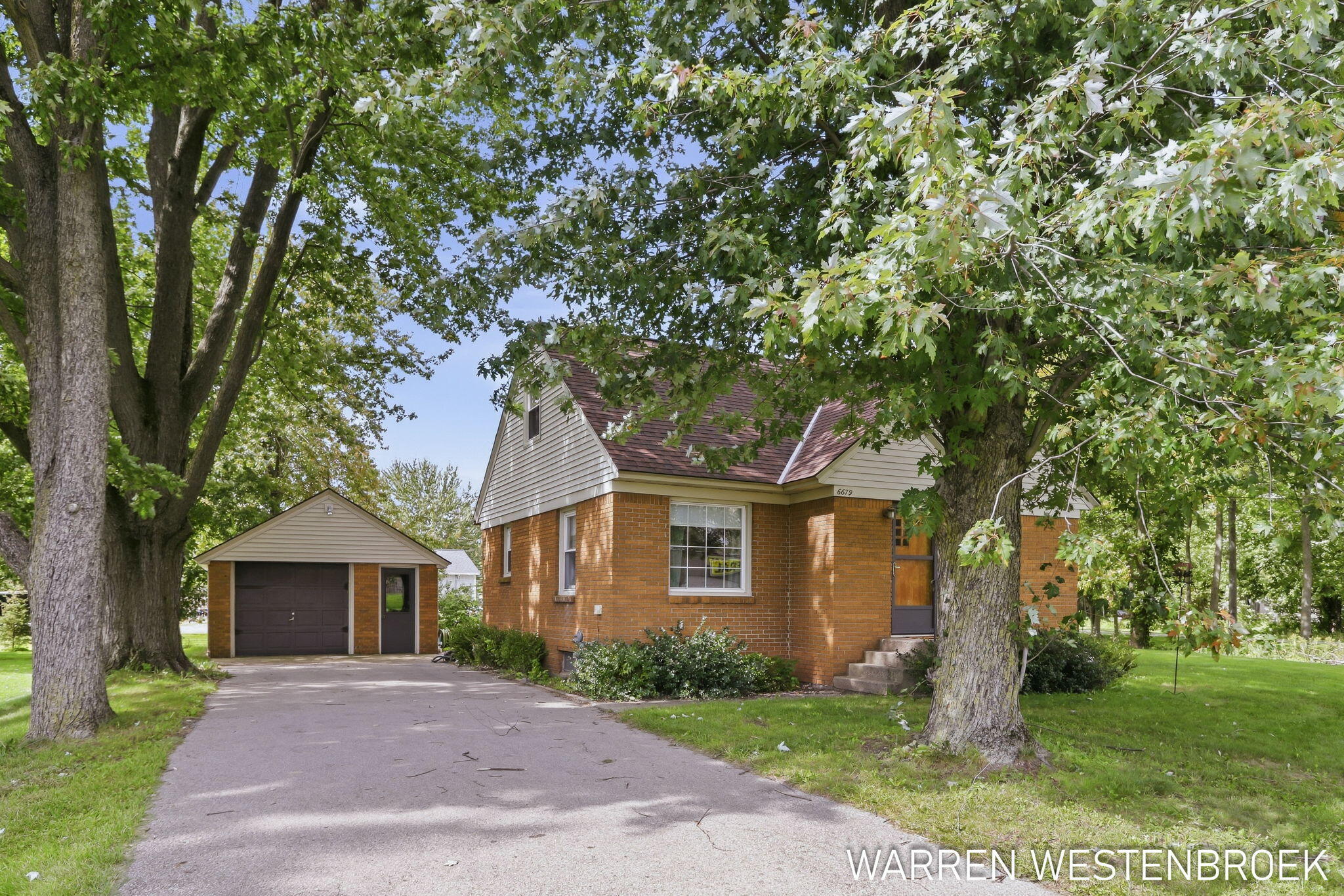 6679 96th Avenue Zeeland MI 49464