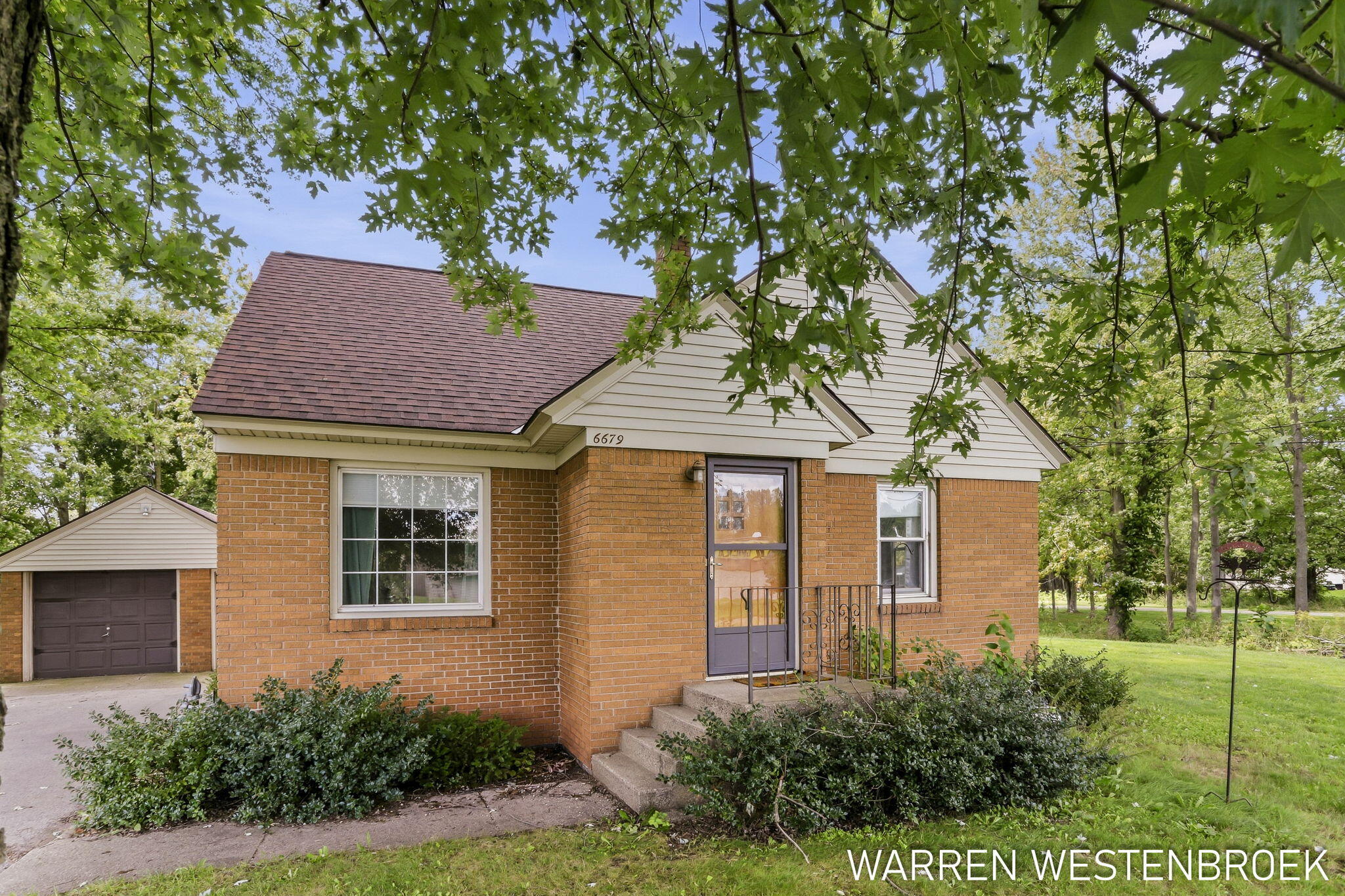 6679 96th Avenue Zeeland MI 49464