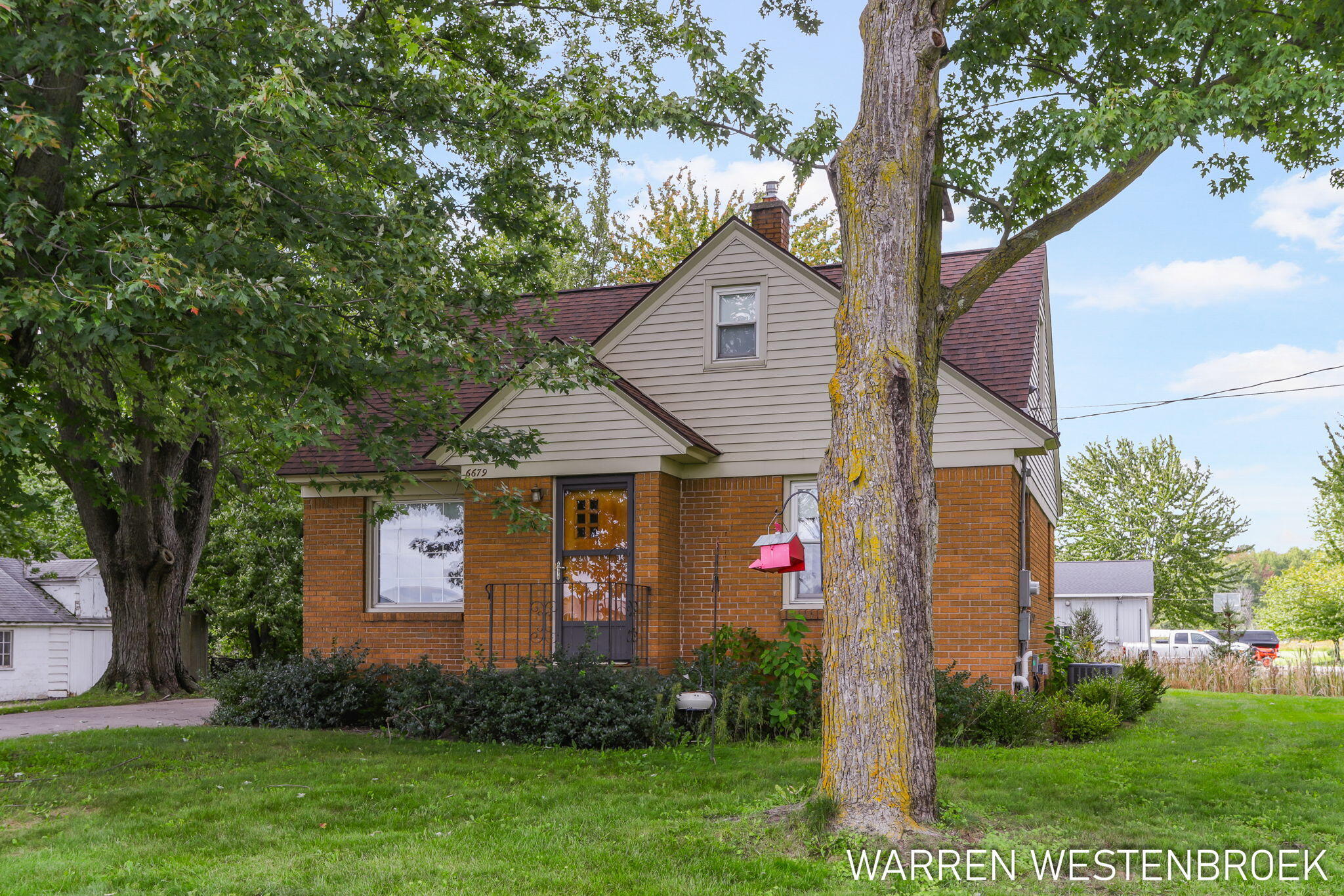 6679 96th Avenue Zeeland MI 49464