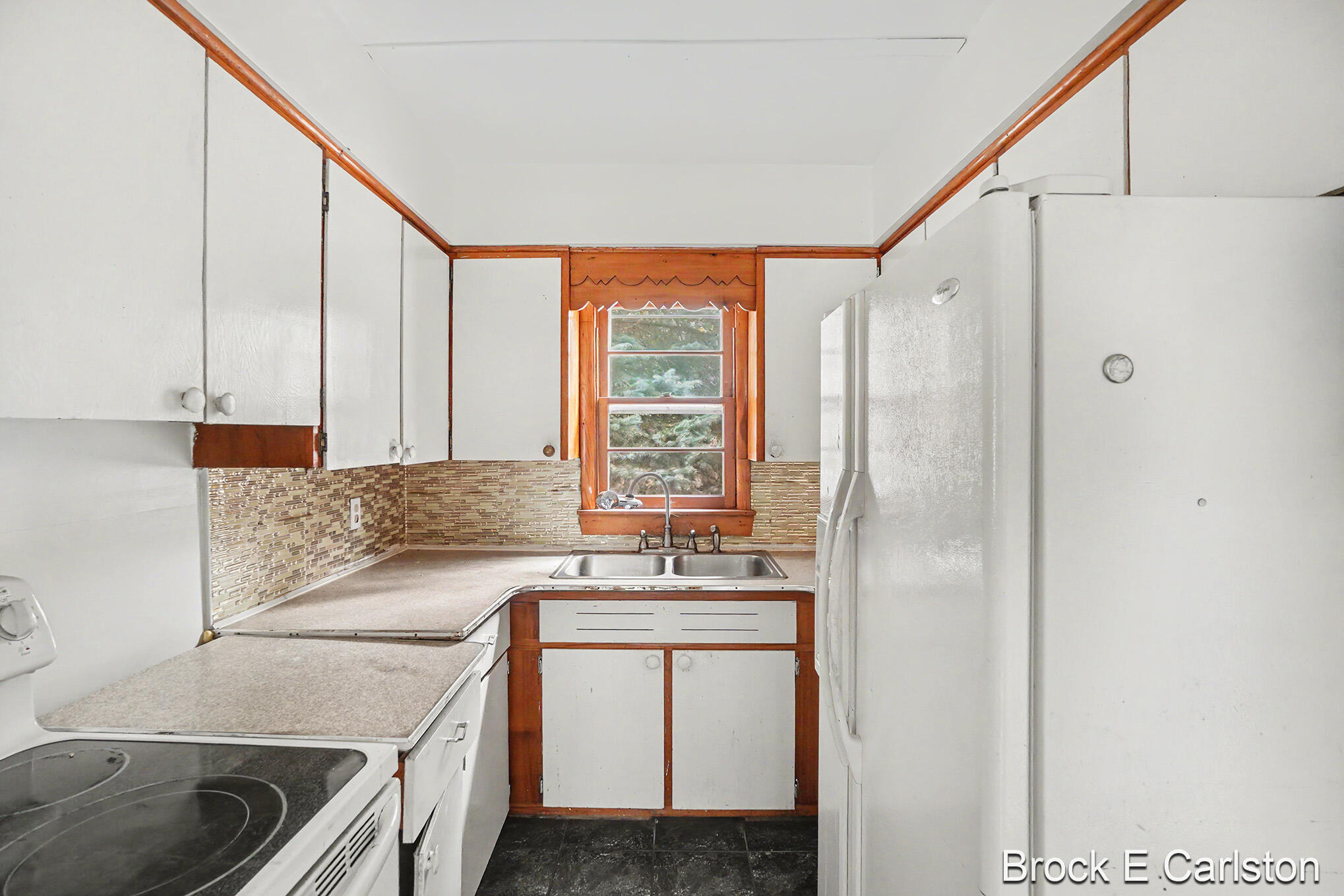 1442 Norwich Avenue Norton Shores MI 49444