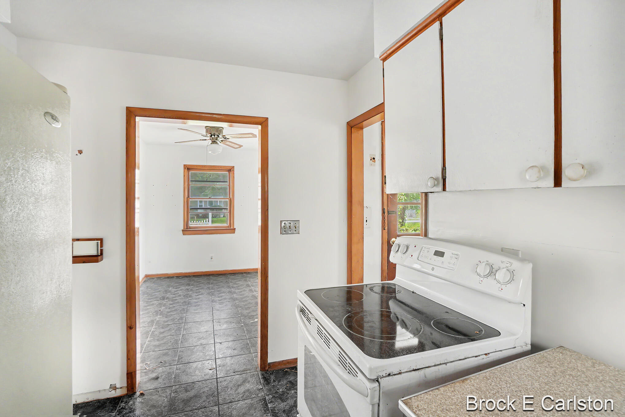 1442 Norwich Avenue Norton Shores MI 49444