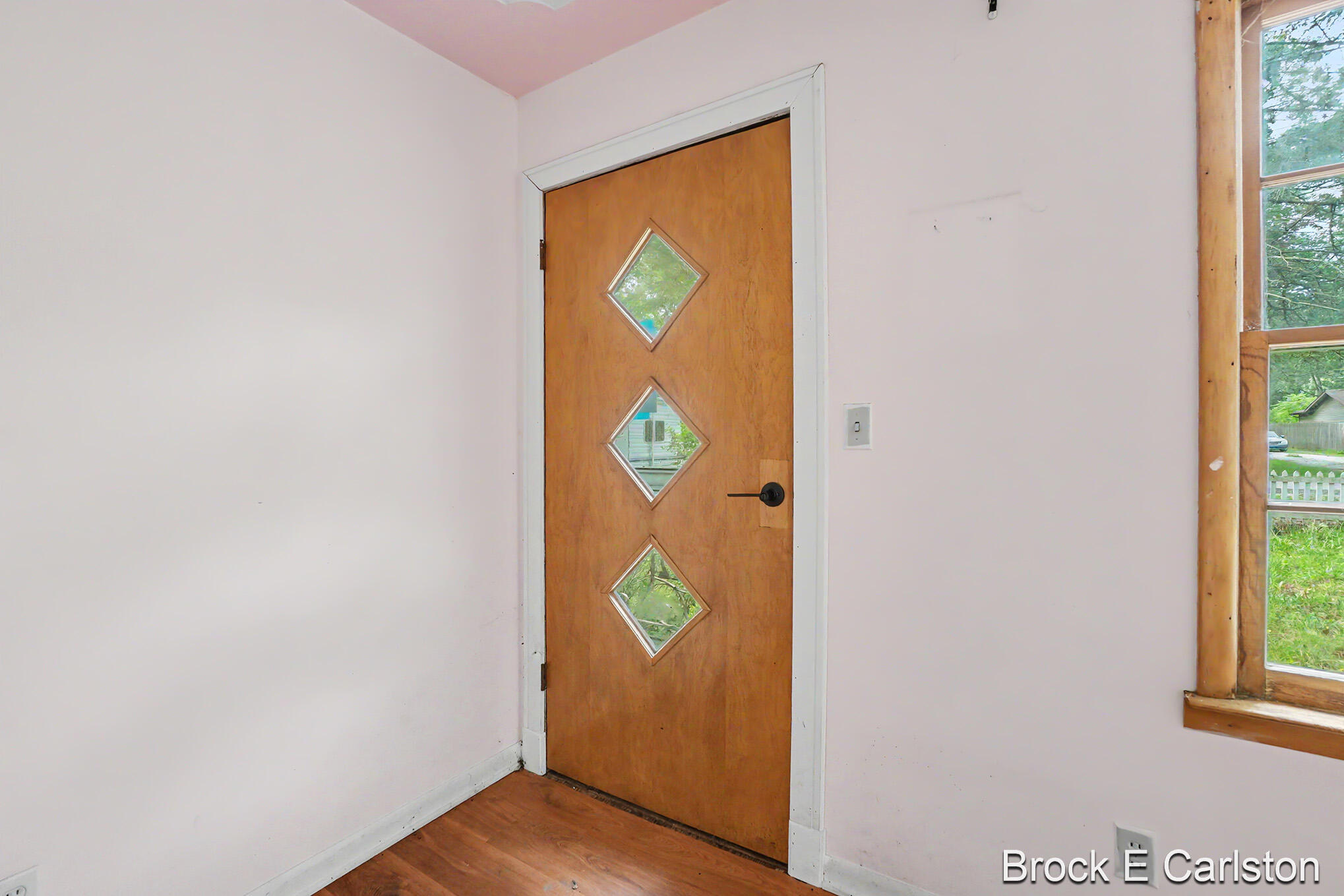 1442 Norwich Avenue Norton Shores MI 49444