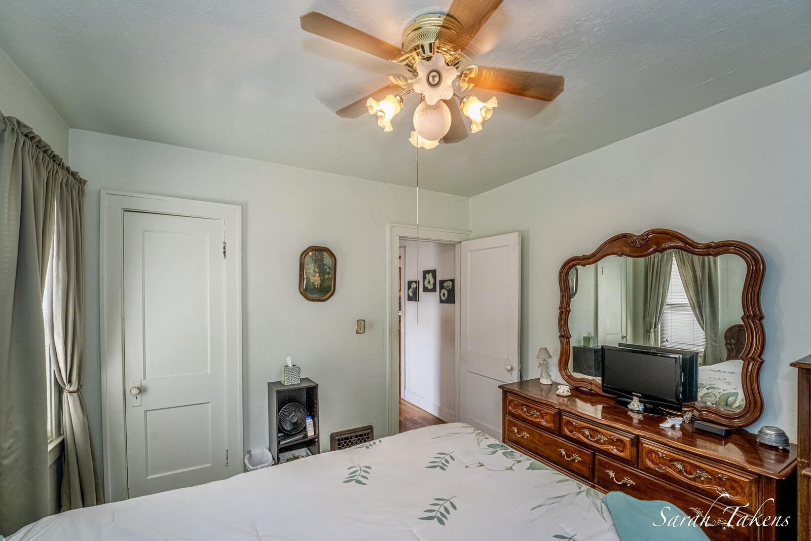 116 35th Street SE Grand Rapids MI 49548