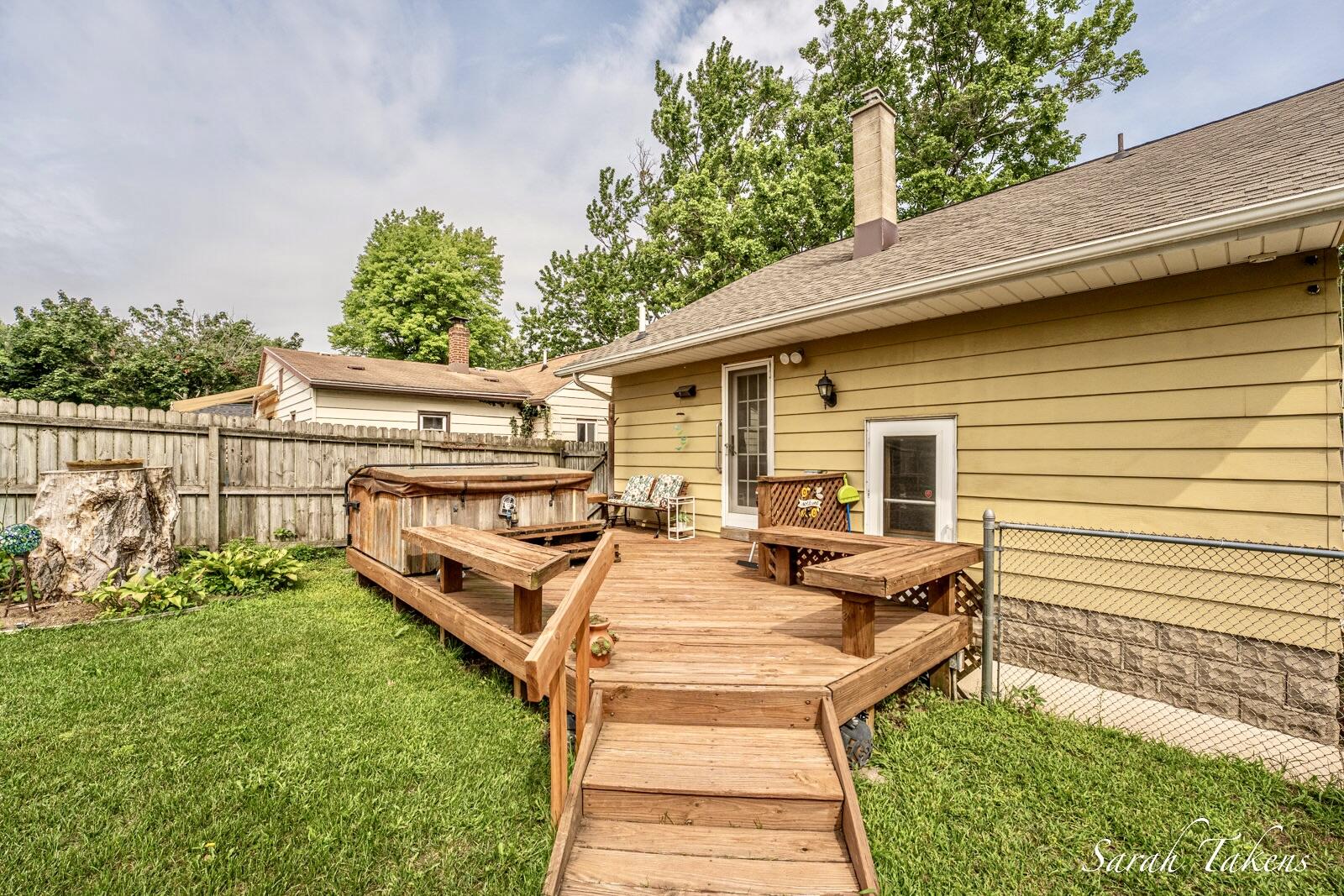 116 35th Street SE Grand Rapids MI 49548