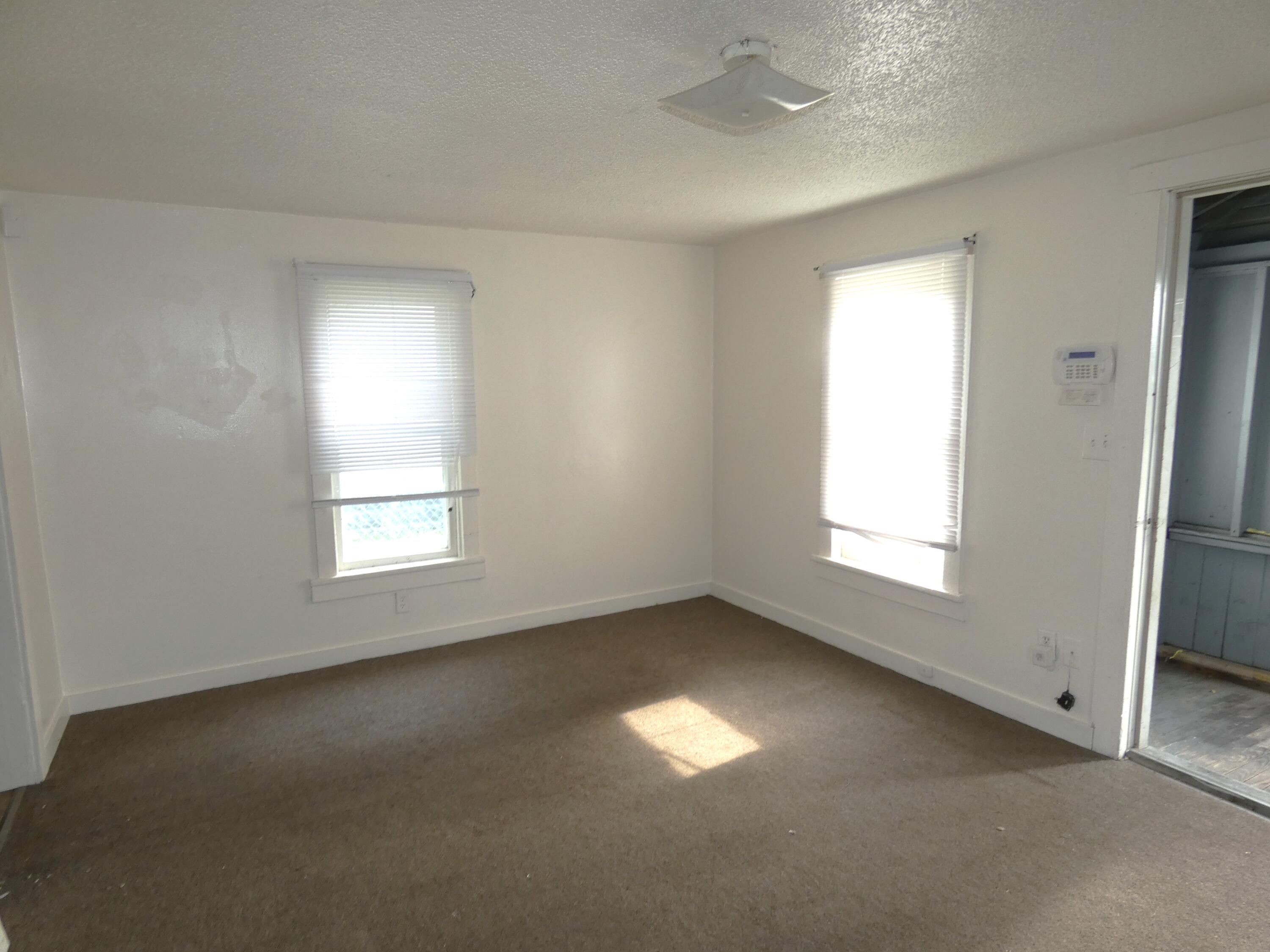 1084 Hurd Avenue Benton Harbor MI 49022